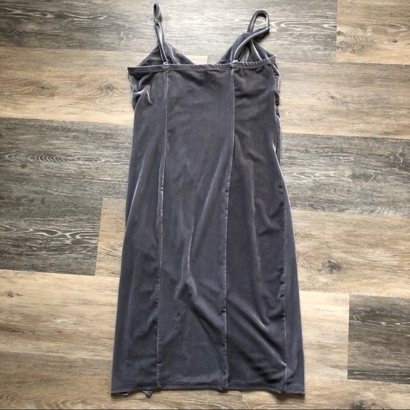 🧡Forever 21 Velvet Dress - Picture 5 of 7